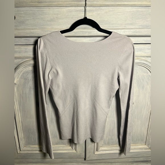 Adrienne Vittadini Soft Grey Fitted Ballet Neck Open Back Bell Sleeve Sweater - Picture 1 of 7